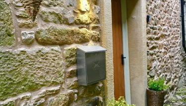 Dugdales Cottage - Photo 2