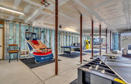 Game Room, Kayaks, Steps to the Ocean! - Photo 3
