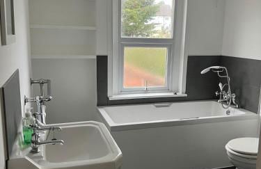 Charming cottage in Wells with easy parking - Foto 17