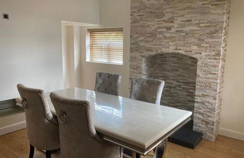 Cheshire Home Stays - Photo 28