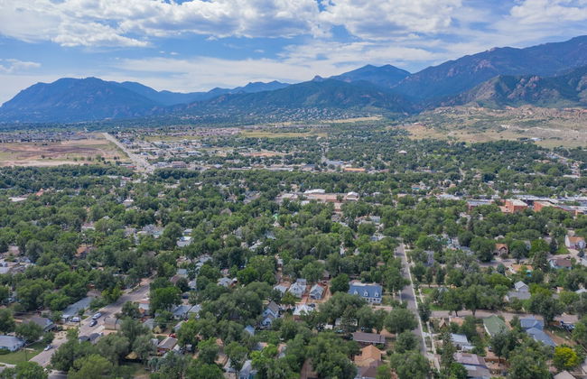 1893 Classic 4 Blocks From Great Dining & Shops - Photo 53
