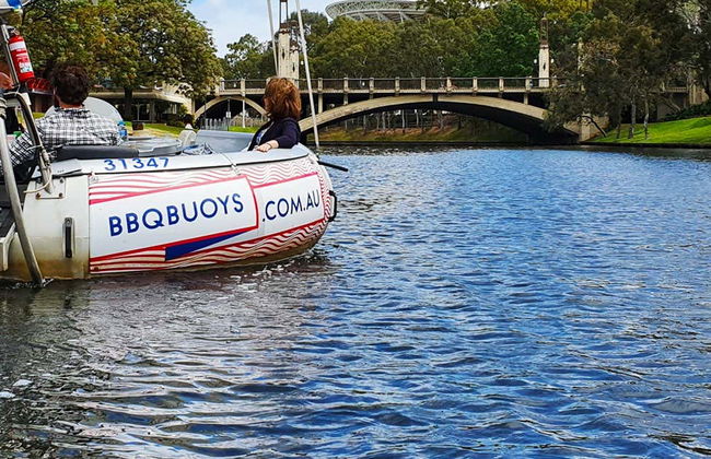 Location d'un donut boat - Photo 1