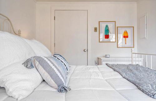 All is Wells Incredible Location! Walk to Beach - Foto 59