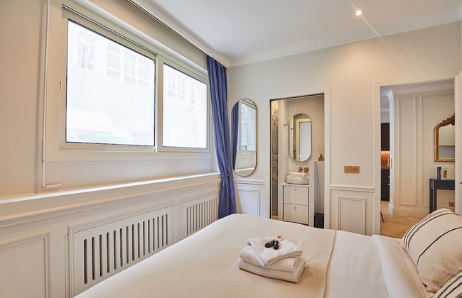 Eiffel Tower Apartment Invalides - Photo 2