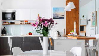 NELL'A COMO - Foto 5