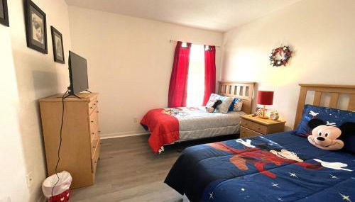 Spacious Villa South Facing Pool 20 min to Disney - Foto 4