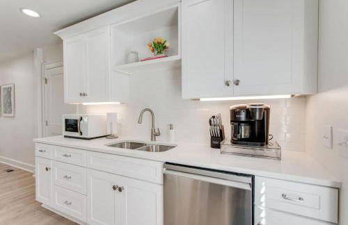 Professionally Designed 4BD Central location - Foto 4