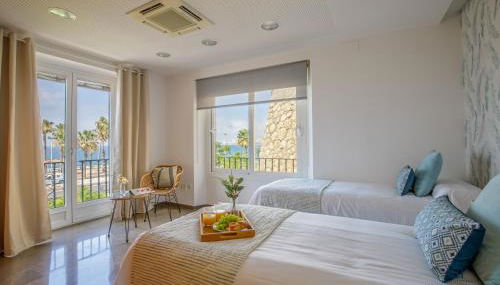 Living4malaga Seafront Duplex - Photo 2
