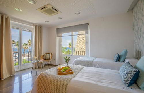 Living4malaga Seafront Duplex - Photo 2