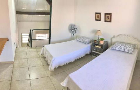 Casa com ótima localização - Foto 18