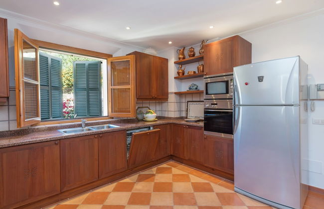 Circe in Fornalutx With 4 Bedrooms and 4 Bathrooms - Photo 15