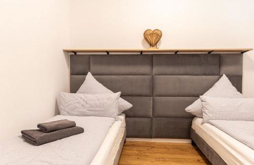 Holiday&Stay, Pool, Massagesessel, 85Zoll TV, Küche - Foto 20