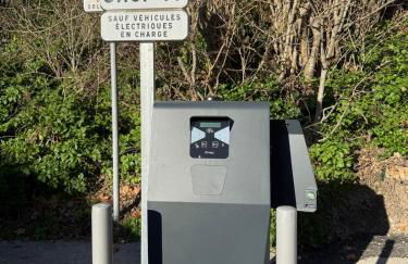 Spacieux 2 chambres 65m2 climatisé au village médiéval entre Nice et Antibes - Foto 27