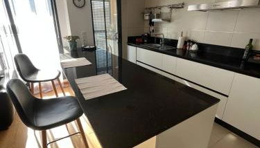 Dúplex rodeado de campos de golf y vistas al mar - Foto 2