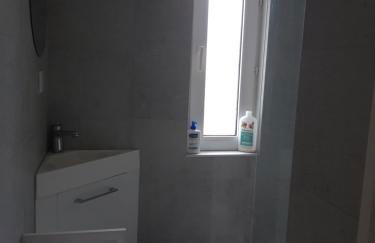 T1 indépendant Cosy 150m plage - Foto 5