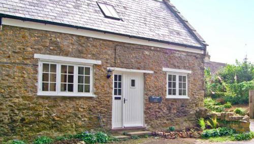 The Cygnet - Photo 1