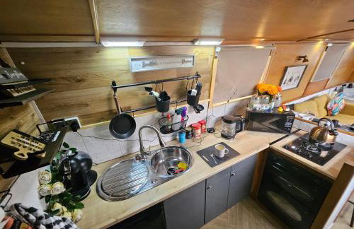 Komet canal boat company limited - Foto 13