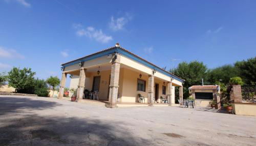 Spacious Villa with Pool in Sanlúcar la Mayor - Foto 4