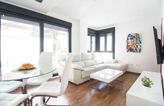 EnjoyGranada LUJO Piscina y Parking - Foto 19