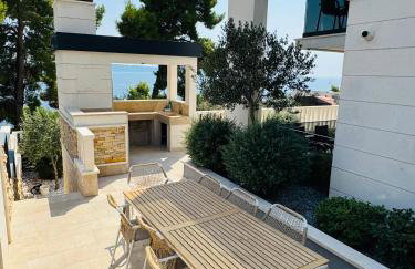 Luxury Beachfront Villa Carlisa - Photo 32