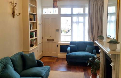 The Mews House - Photo 3