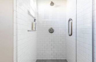 Charming Mid-Century Craftsman, Hot Tub with Serene Yard - Foto 3