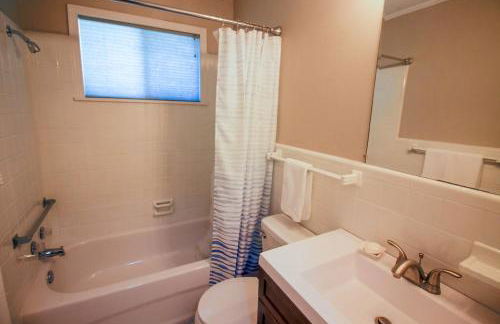 Luxury Midtown Home - Only a few blocks from FGH - Foto 47