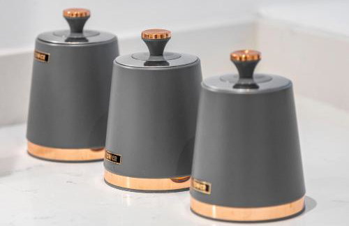 Welcoming and Spacious Apartment- Excellent Location - Foto 27