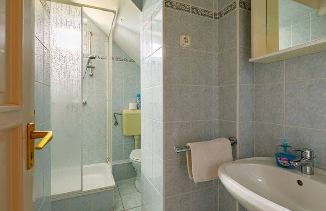 10 bedroom House in Fonyód with private pool and garden - Photo 27