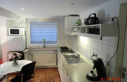 Möbliertes Apartment mit bestem Anschluss - Hangelar Mitte - Foto 13