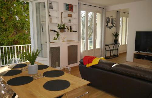 Spacieux F5 au parc arboré - Foto 1