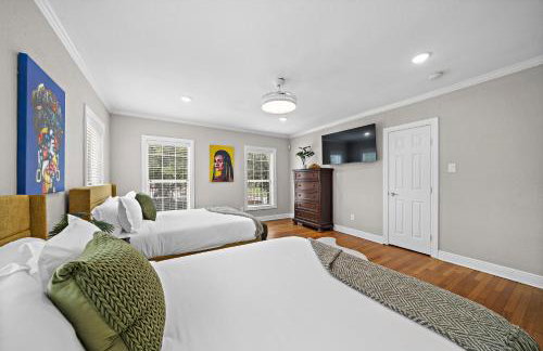 The Queen's Gambit I - Photo 12