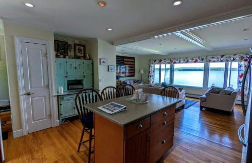 Gorgeous Beach House with Private Beach, Fire Pit & Outdoor Living Near Bar Harbor, Hancock Point Maine - Photo 26