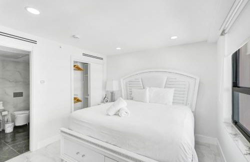 Oceanfront Escape with Resort Amenities Gym Pools and Sauna 1408 - Foto 8