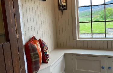 Quirky Highland Cottage with Stunning Views - Foto 3