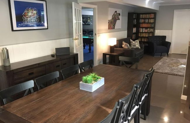 Tudor House - Large Family Home - Foto 8