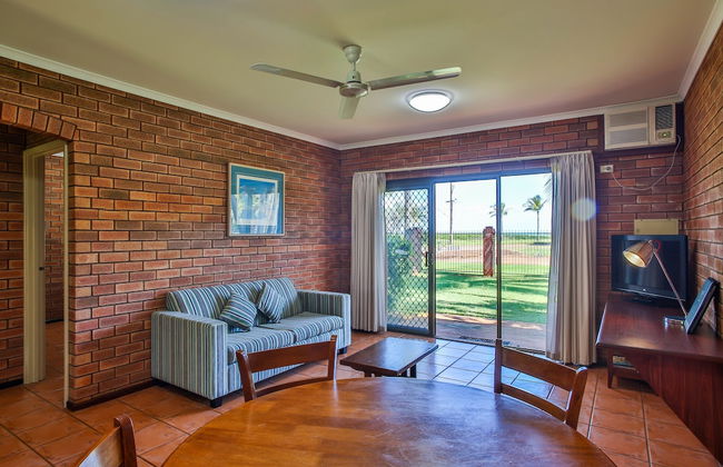 Bayside Holiday Apartments - Photo 12