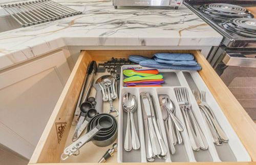 Step into Style Charming RVA Getaway! - Foto 25