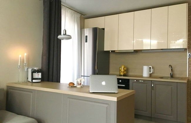 Apartment on Ostryakova Pr. 28. - Photo 4