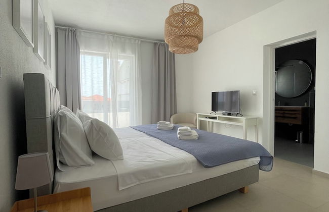 Exclusive Seafront Suites with hot tub - Foto 16