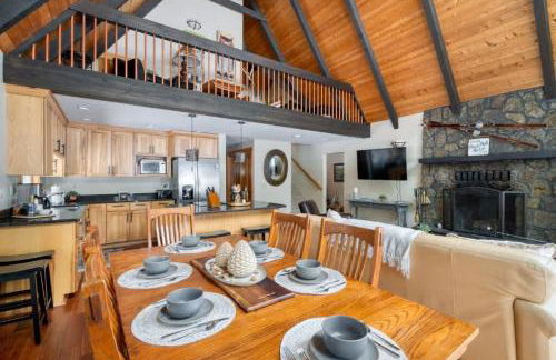 Spring Home 6 - Cozy 4BR Cabin in Black Butte Ranch w Fireplace - Foto 12