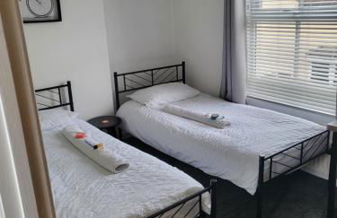 Rugby town centre house close to train station, rugby school and benn hall - Foto 13