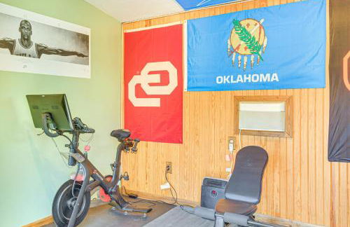 Sauna, Hot Tub and Outdoor Fun Oklahoma City Home! - Foto 26