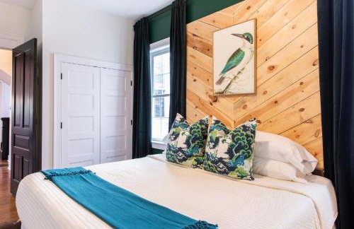 Bourbon Suites -Foodies -Bourbon -2 Living Rooms - Foto 11