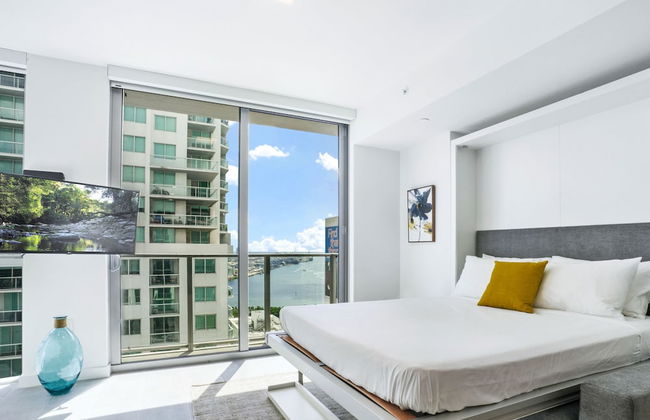 Modern High-Rise Condo with Pool/Gym, in Central DT MIAMI! - Photo 22