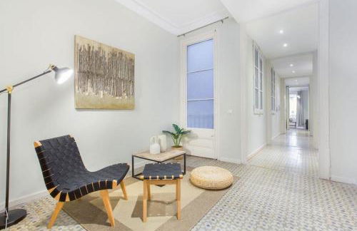 The Collection Barcelona - 4bedroom apartment with a balcony in Las Ramblas 1 2 - Photo 10