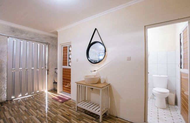 Villa New D'Bamboo by Plesirhatiyogja - Foto 16