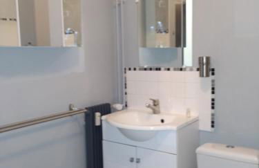 ZEN T1, 400m centre et lycée Bayen, 1400m gare tout confort - Foto 9