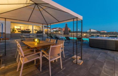 Amazing Home In Sukosan With Wifi - Foto 22