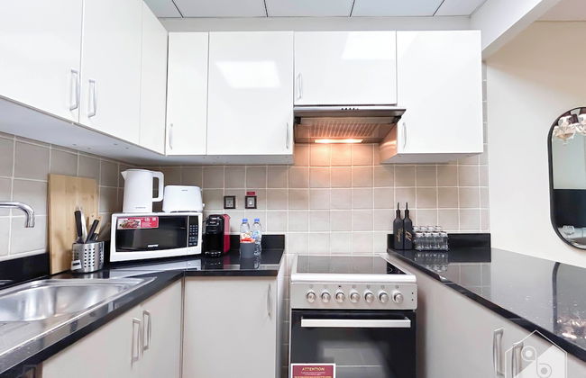 Your Perfect Meydan Getaway: 1B Polo Residence C3 - Foto 18